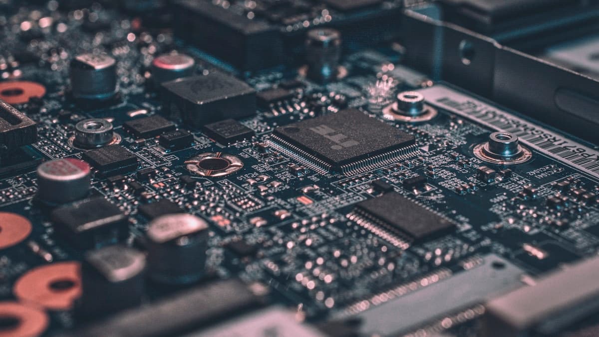 AI accelerator chip design concept representing Google TPU and MPU