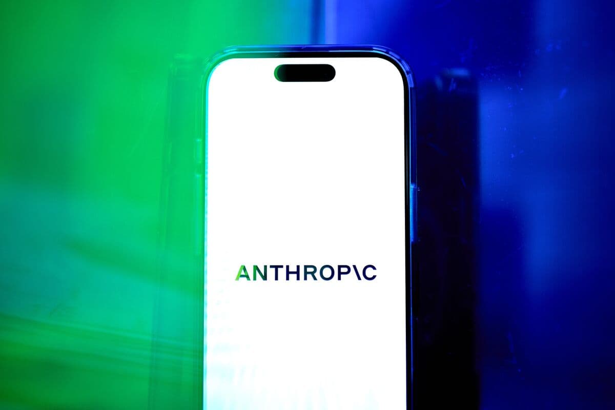 Anthropic 9,500억 달러 밸류에이션 펀딩 협상 — Bloomberg 보도