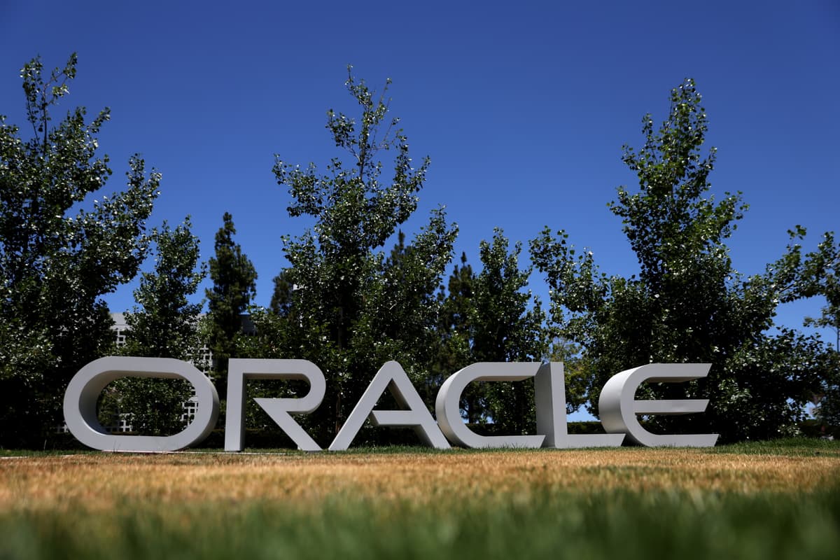 오라클(Oracle) 기업 사인