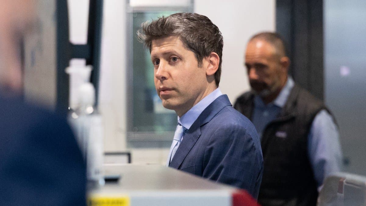 OpenAI가 GPT-5.6를 만들고도 못 푸는 이유 — 미국 정부가 '승인 명단' 20곳에만 열어줬어