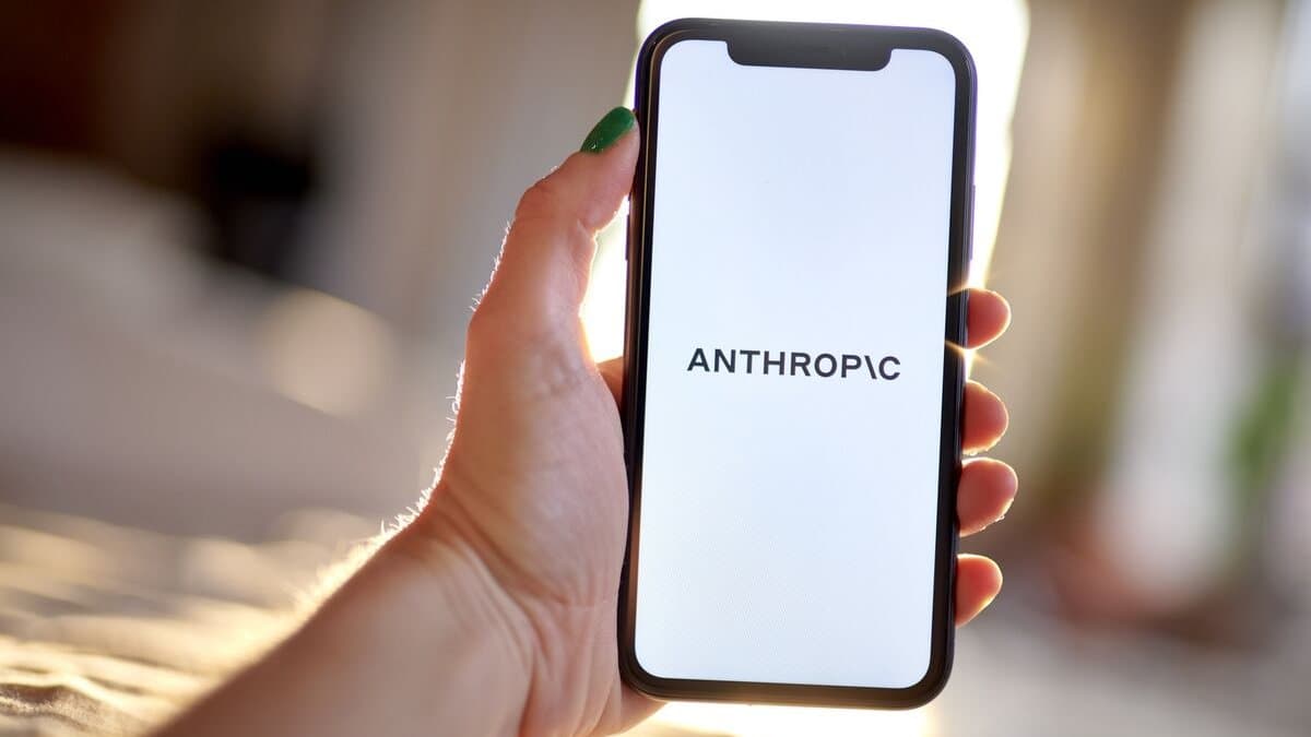 Anthropic Is Aiming at SpaceX's $86.2B IPO Record — Public Filing Could Land This Month